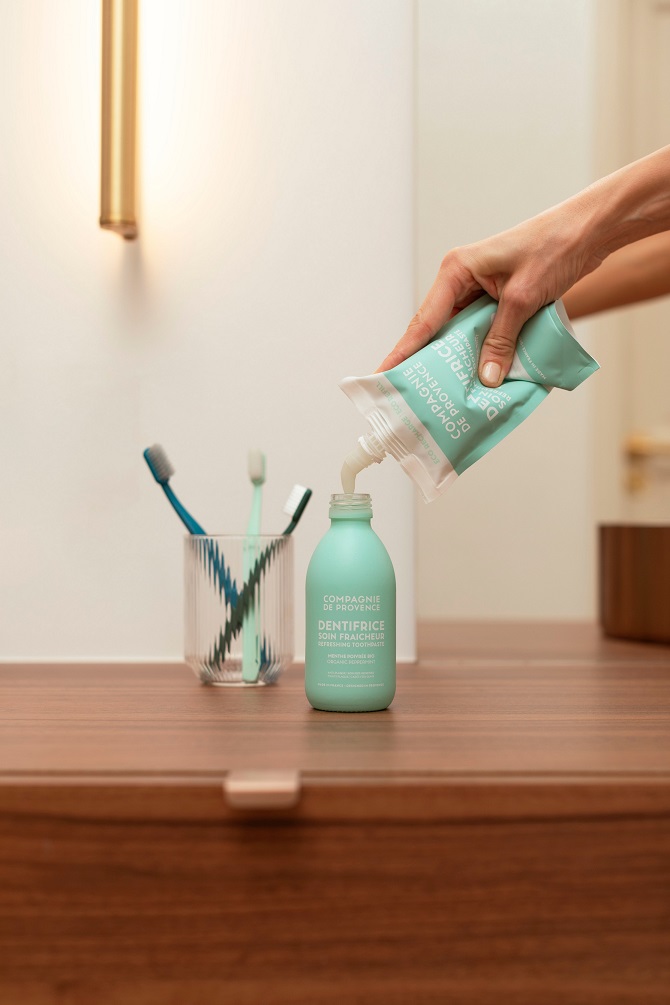 Ανταλλακτικό Σακουλάκι Οργανικής Freshening Οδοντόκρεμας 180ml - Compagnie de Provence - Image 2
